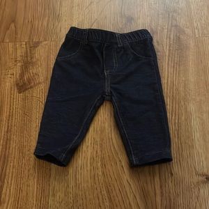 10/$10 Carter’s Dark Wash Jegging 0-3m